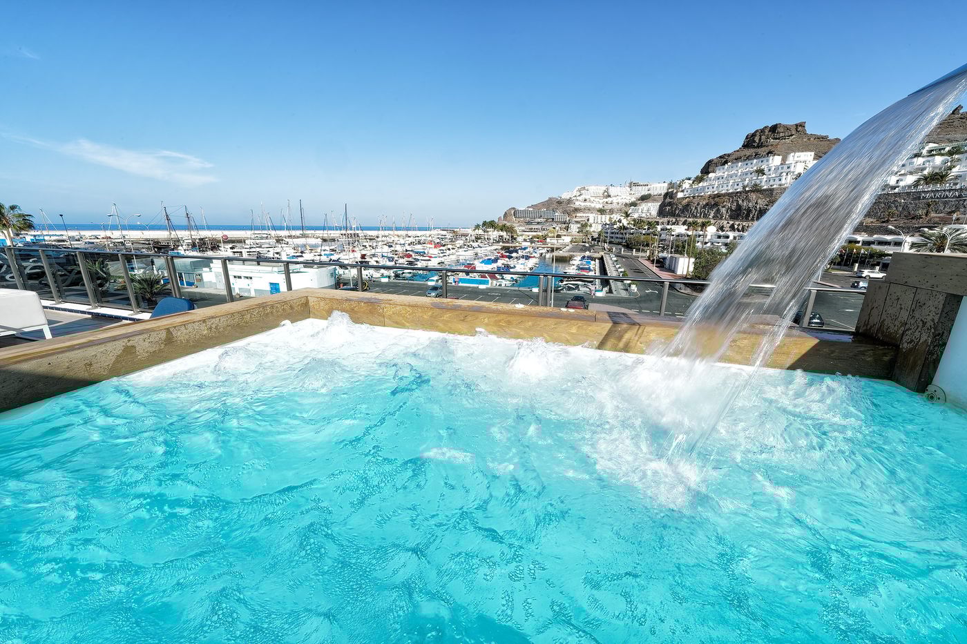 Hotel Morasol Suites