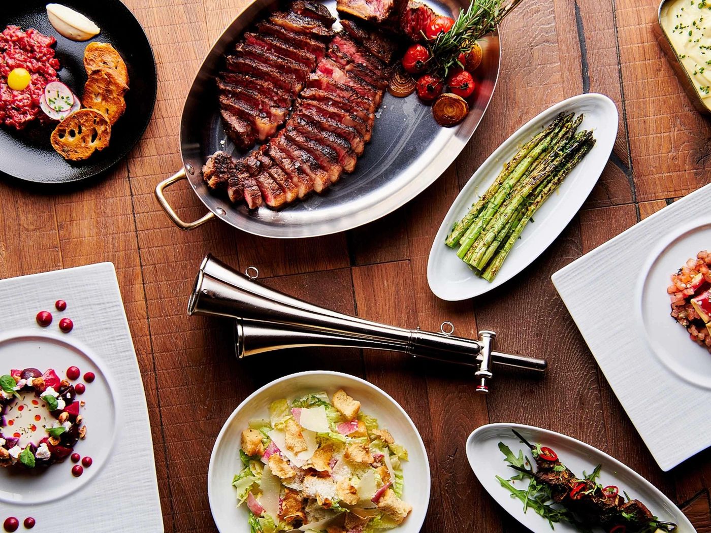 SLS-Dubai-Hotel---Residences-Restaurant-49