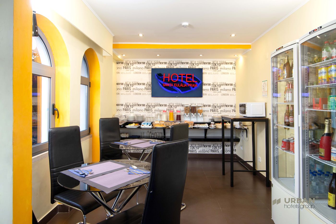 Hotel-Santa-Eulalia-Praia-Restaurant-54