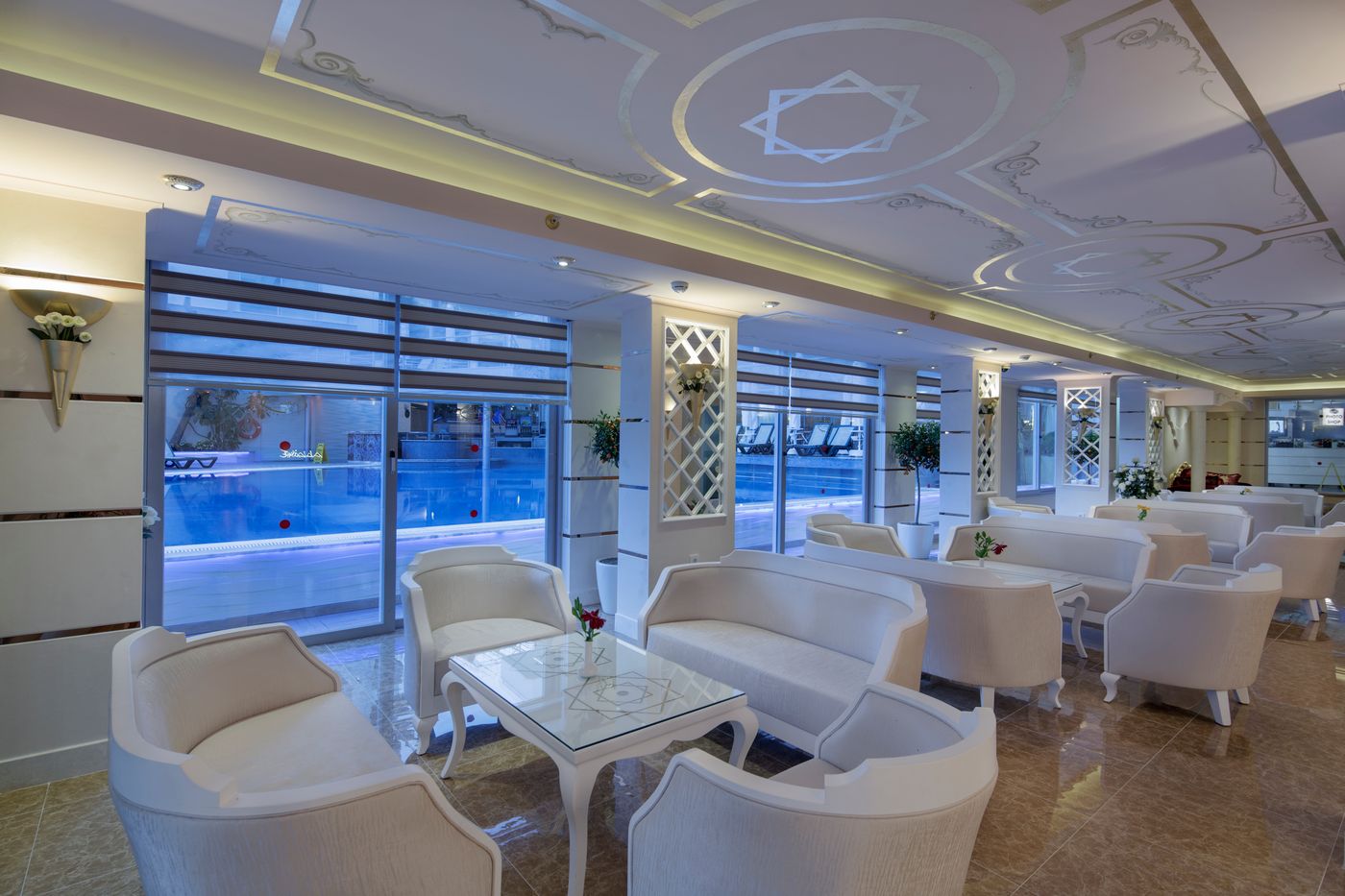 Alaiye-Kleopatra-Hotel-Lobby-19