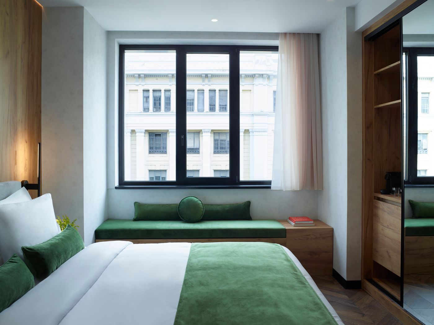 The-Port-Square-Hotel-Room-36