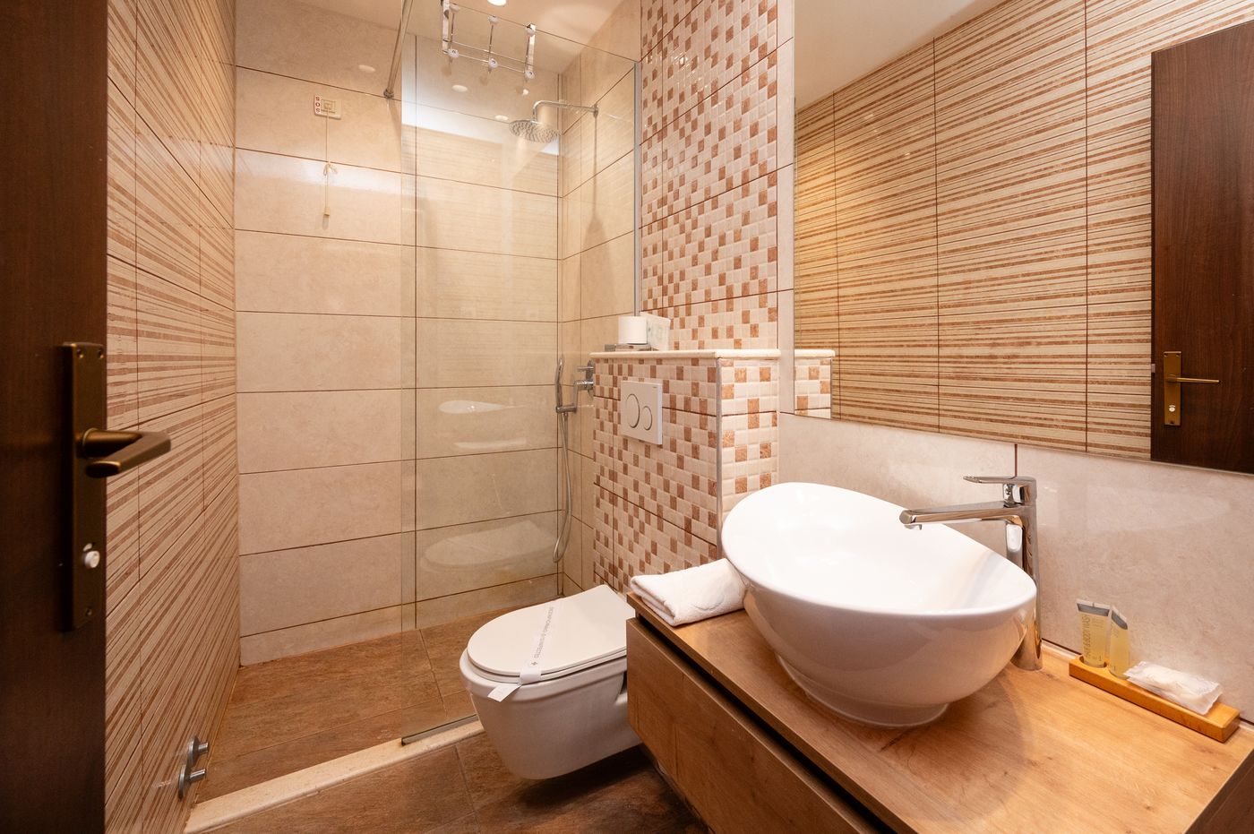 HOTEL-TRAGOS-Room-29