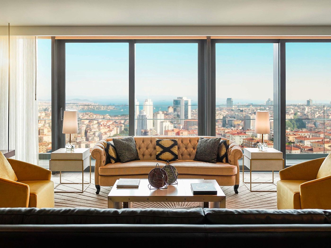 Fairmont-Quasar-Istanbul-Room-40