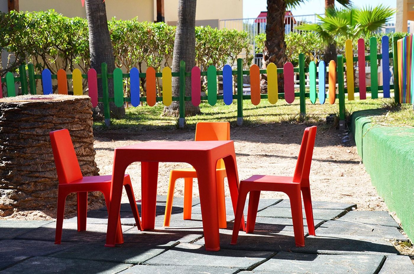 Playasol-Cala-Tarida-Sports-and-Entertainment-55