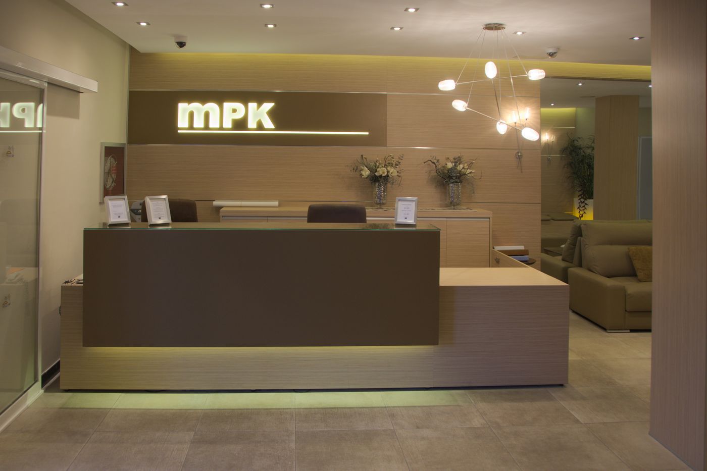Marola-Park-Apartmentos-Lobby-23