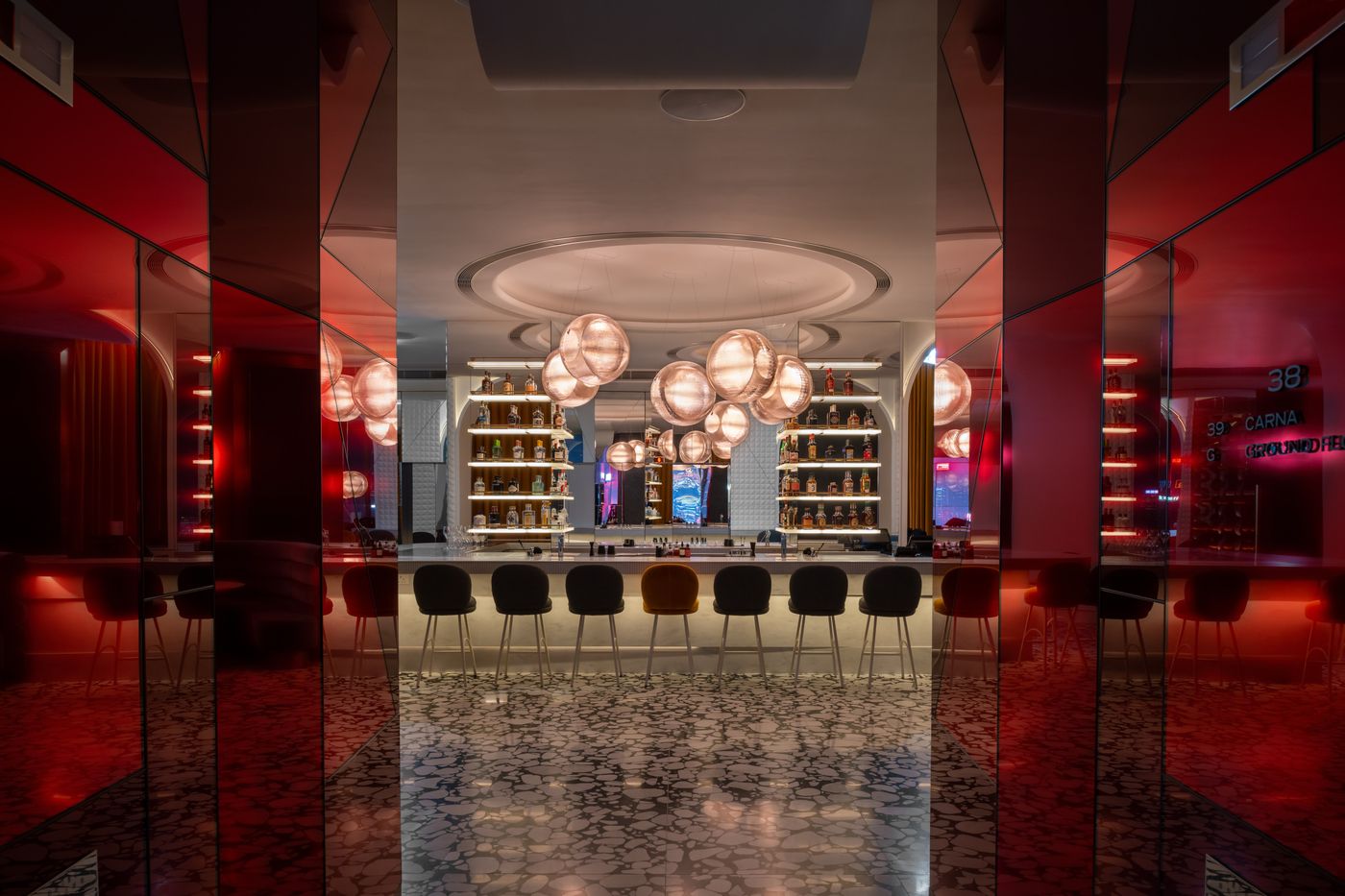 Mondrian-Hong-Kong-Bar-14