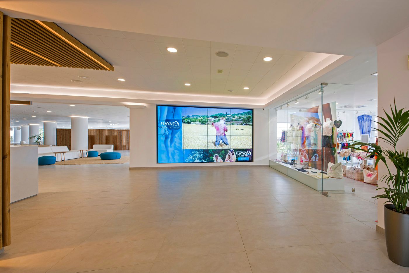 Playasol-The-New-Algarb-Lobby-39