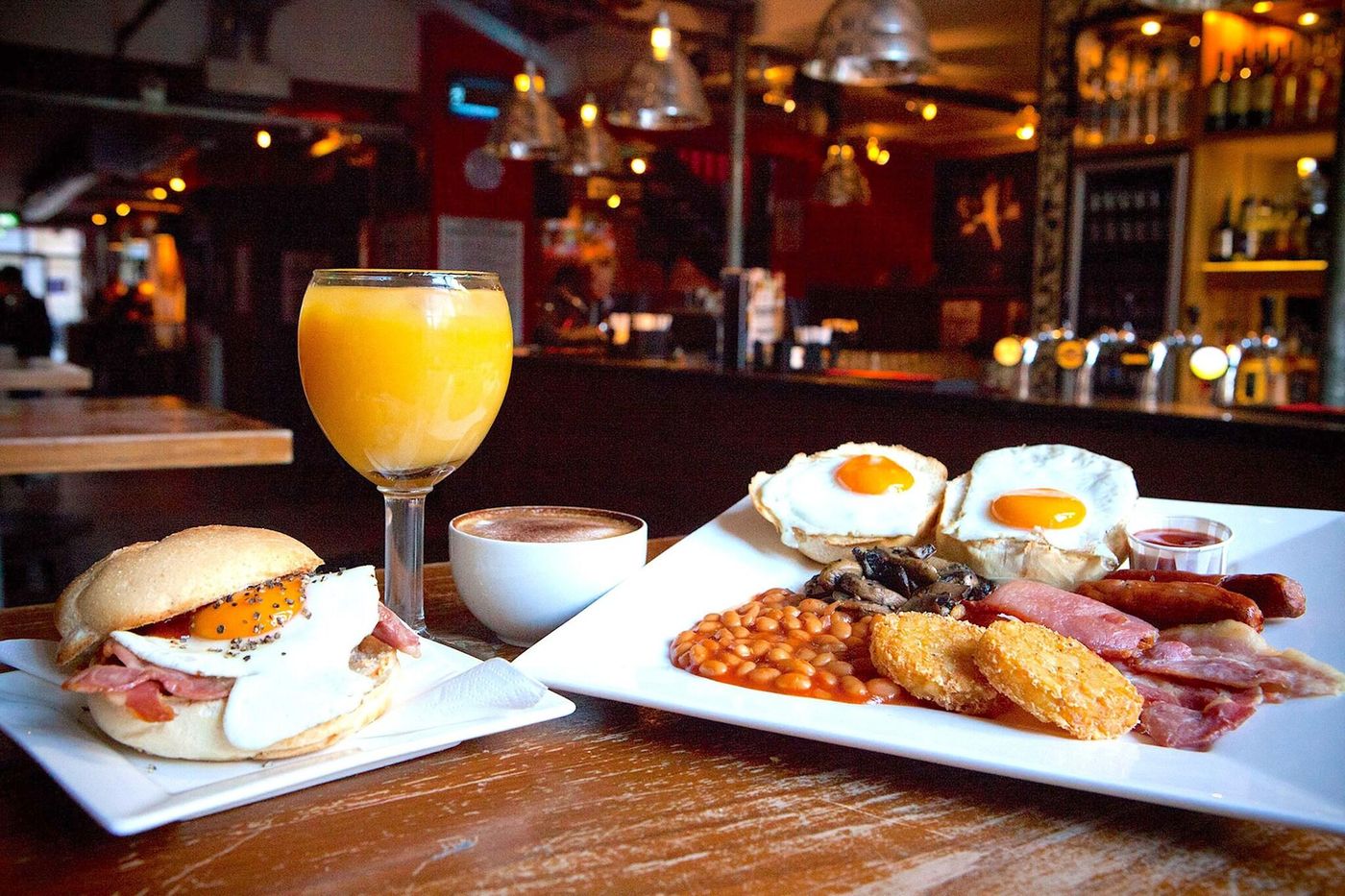 St--Christopher-s-at-the-Winston-Restaurant-41