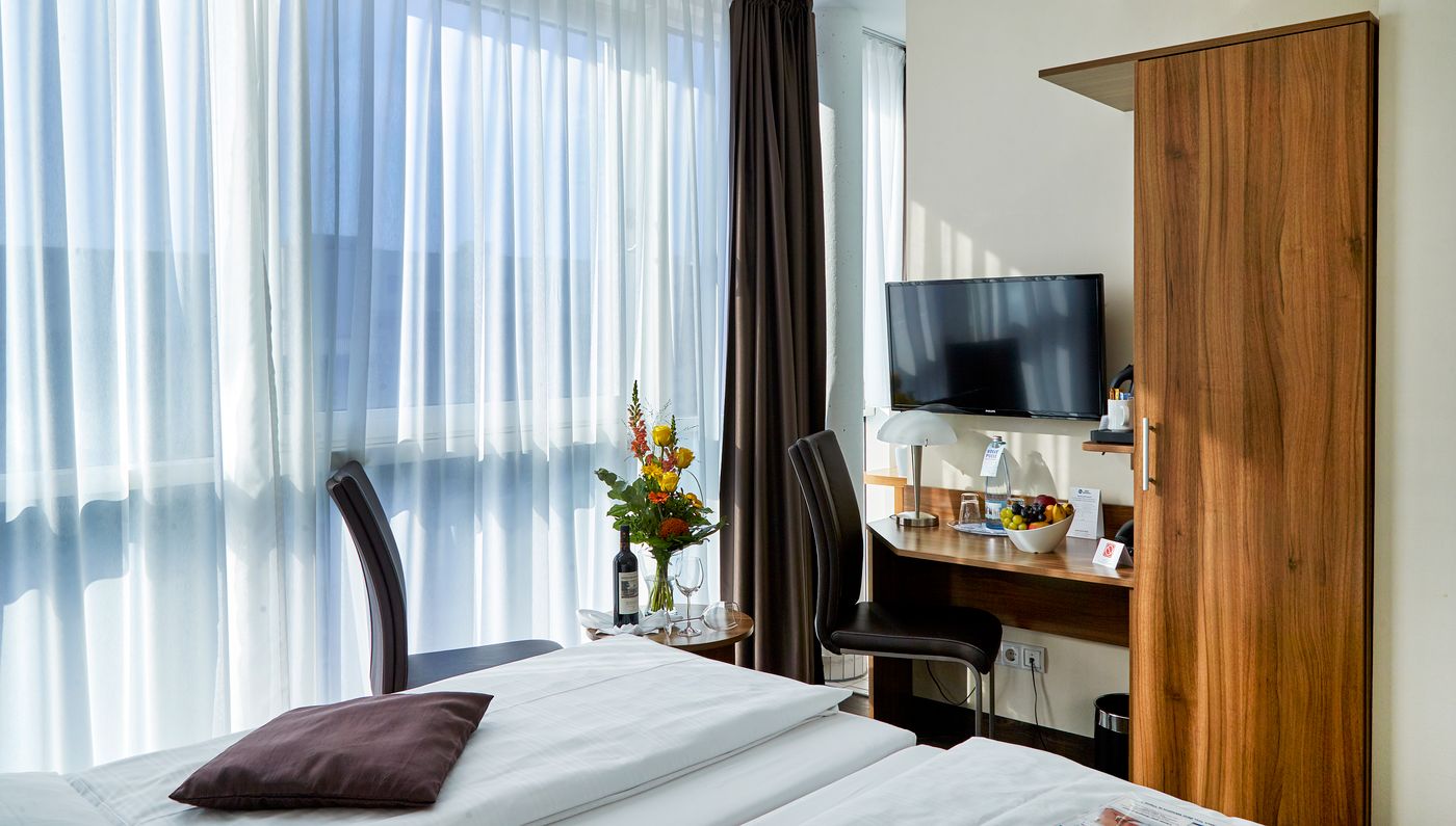 B-B-HOTEL-Berlin-Mitte-Room-17