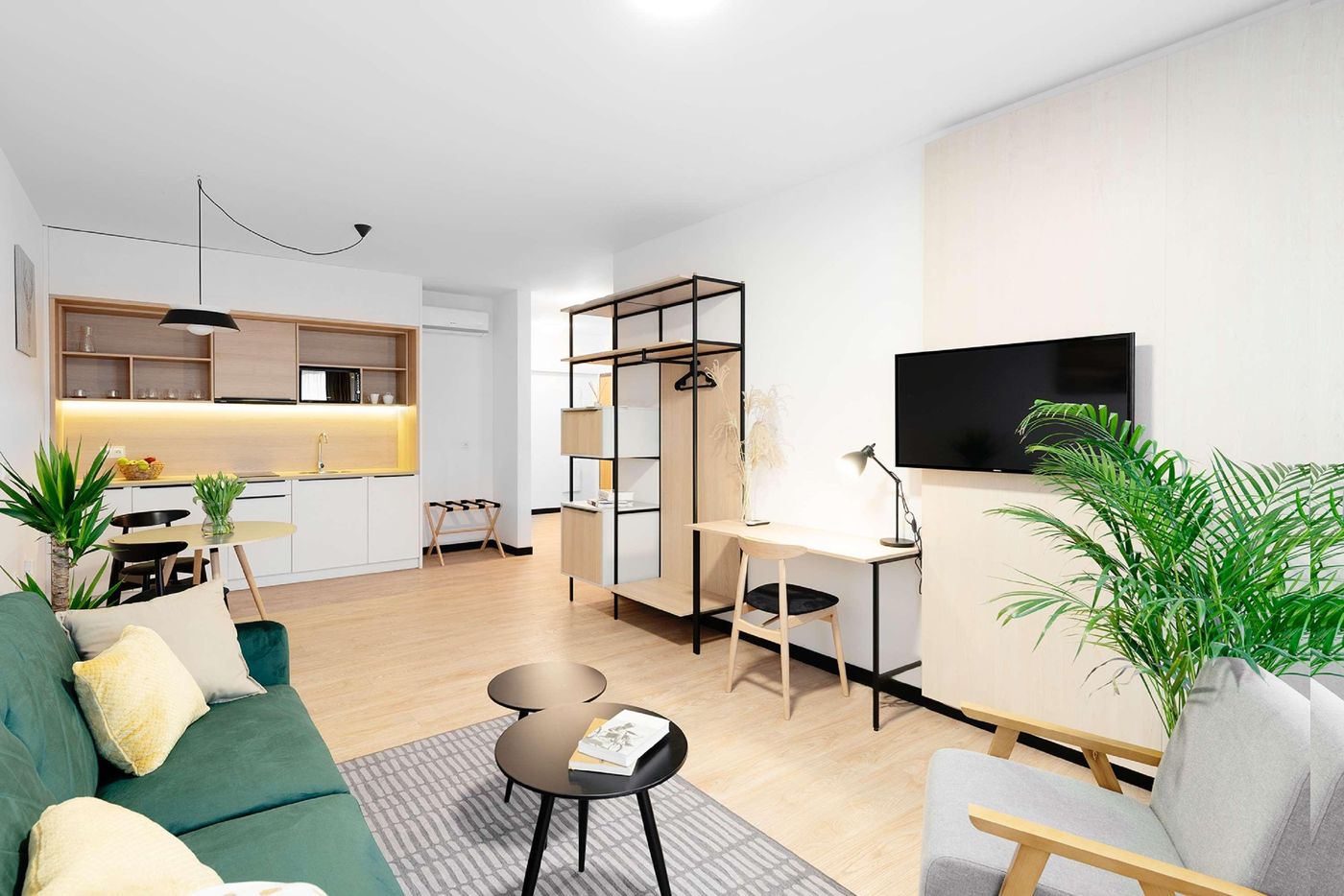 Tulip-Residences-Warsaw-Targowa-Room-2