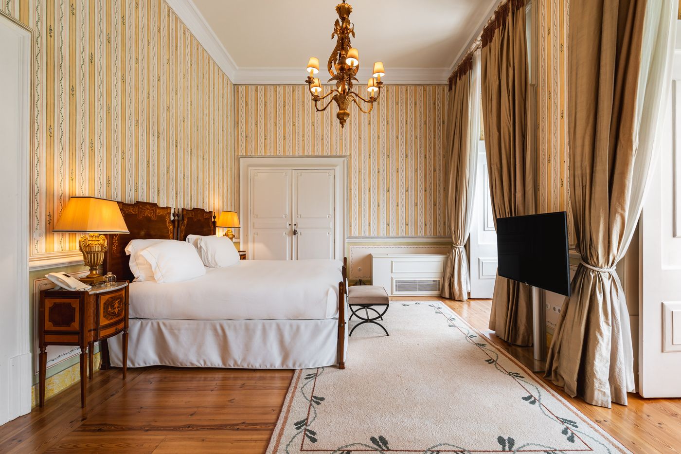 Tivoli-Palacio-de-Seteais-Room-6