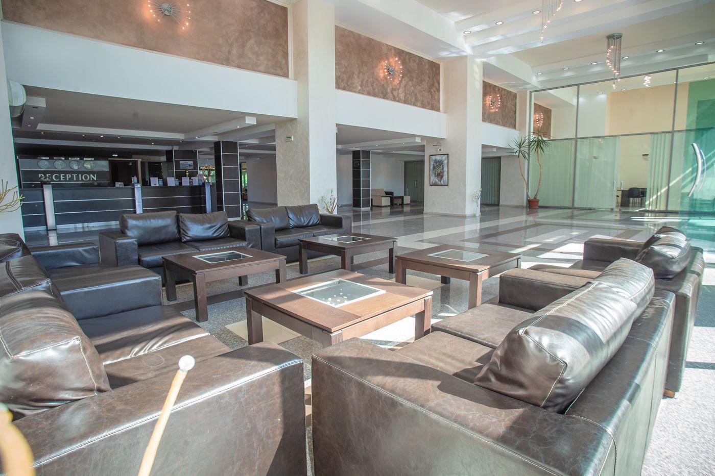 Amfibia-Beach-Complex-Lobby-45