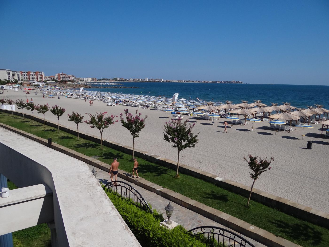 Sunset-Resort-Beach-78