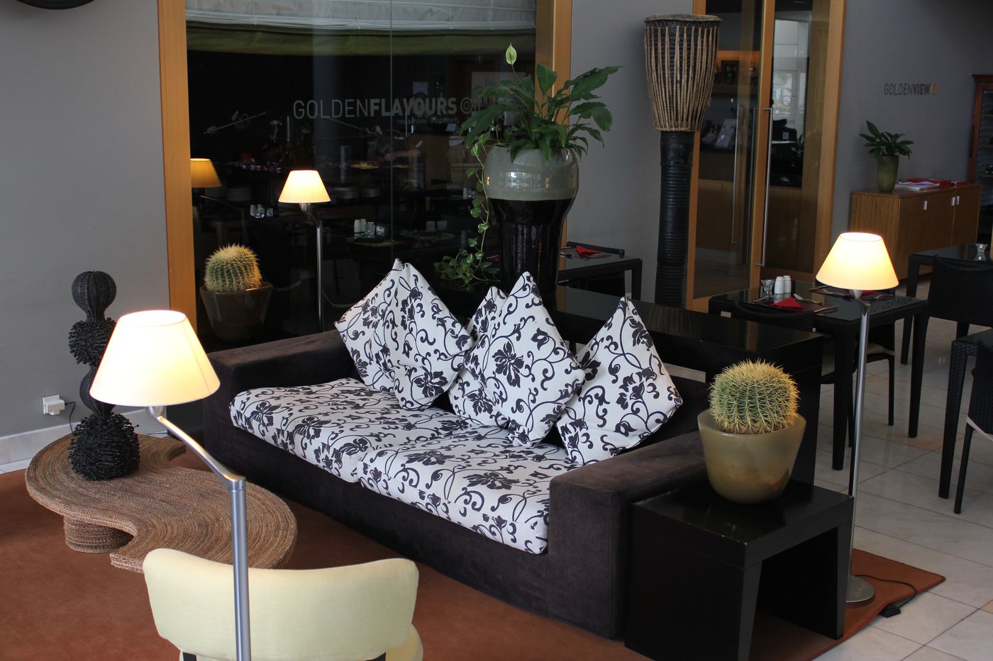 Golden-Residence-Hotel-Madeira-Bar-38