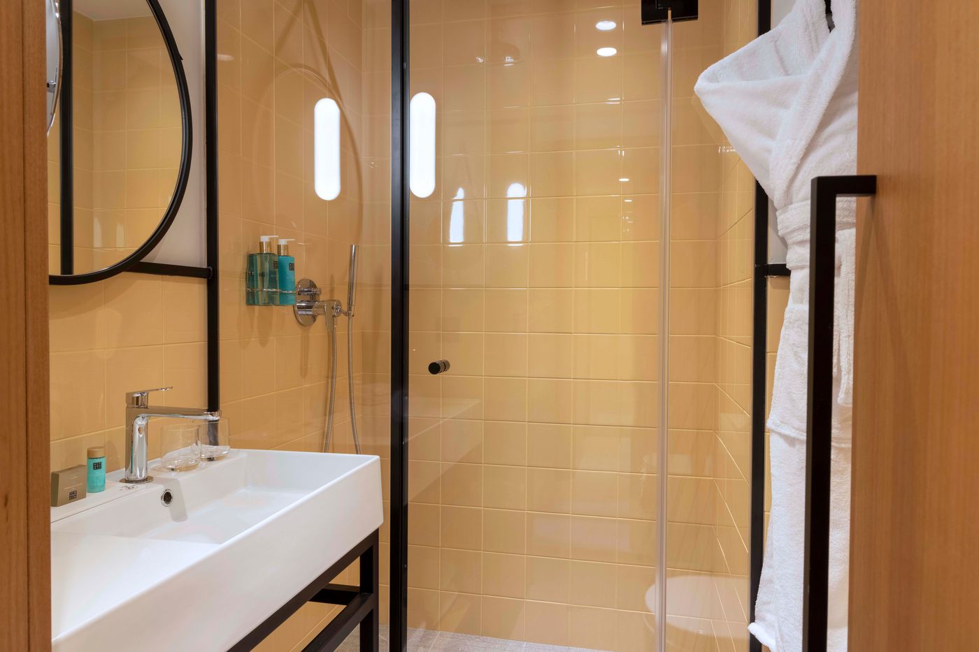 Hotel-Le-37-Bis-Room-40