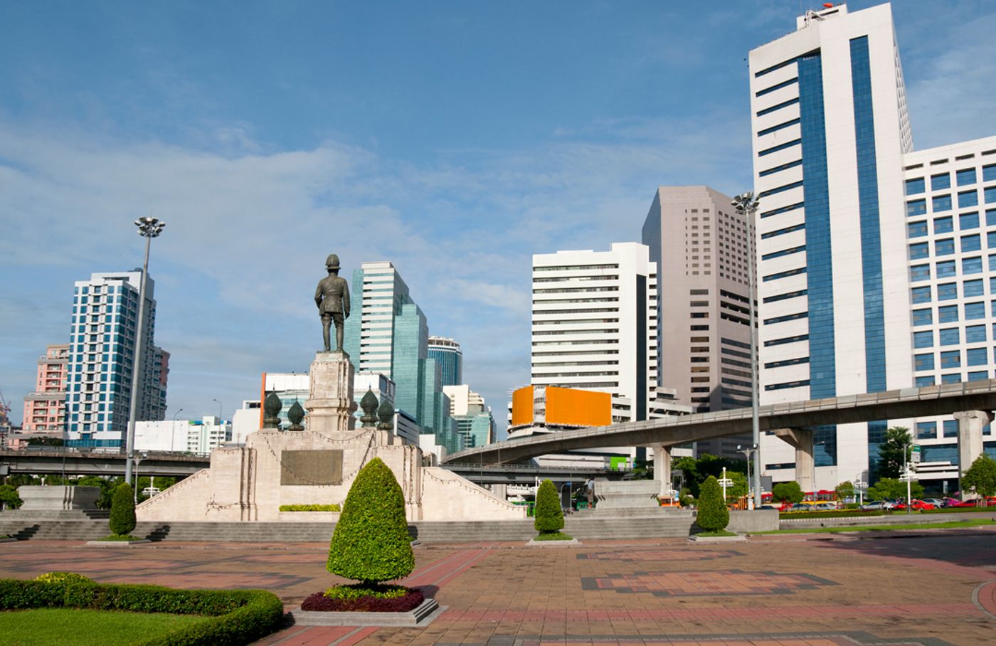 Red-Planet-Bangkok-Surawong-Sports-and-Entertainment-26