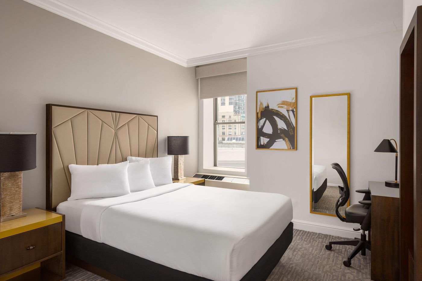 Martinique-New-York-on-Broadway--Curio-By-Hilton-Room-15