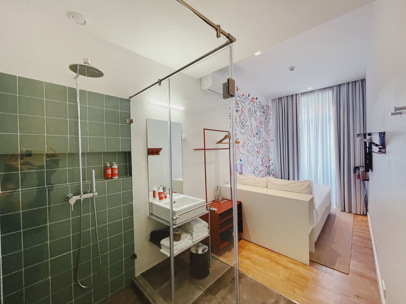 Esqina-Cosmopolitan-Lodge-Room-16