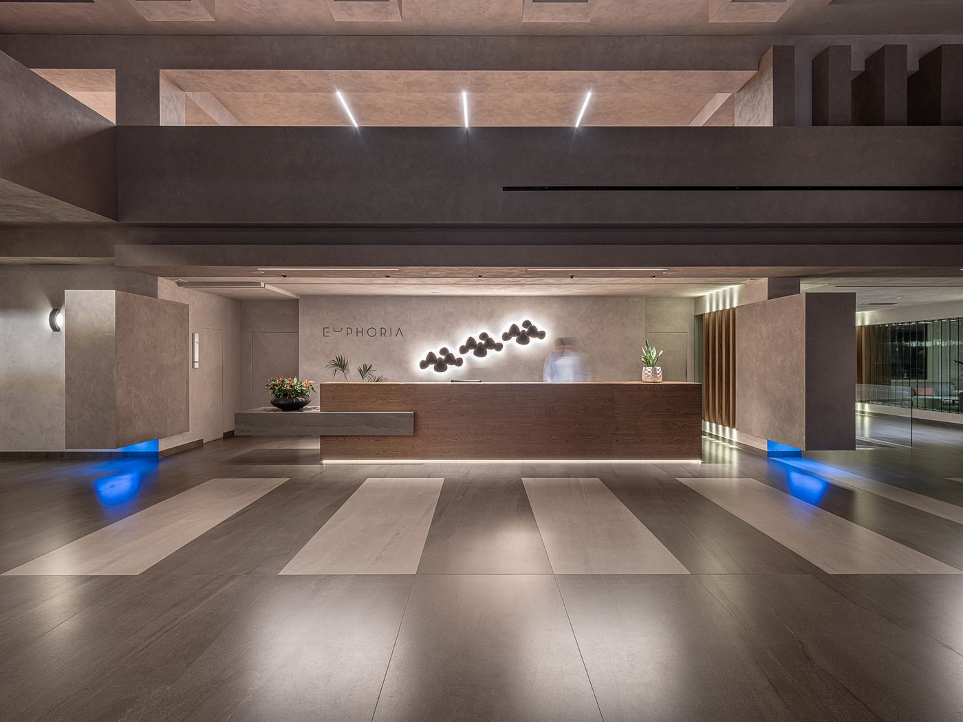 Euphoria-Resort-Lobby-62