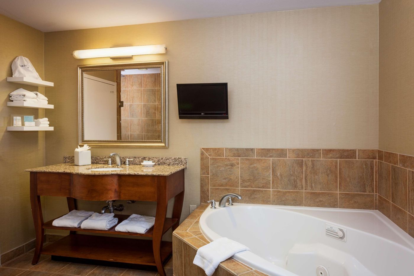 Hampton Inn & Suites Las Vegas Red Rock Summerlin-United States-LAS VEGAS-Room-3