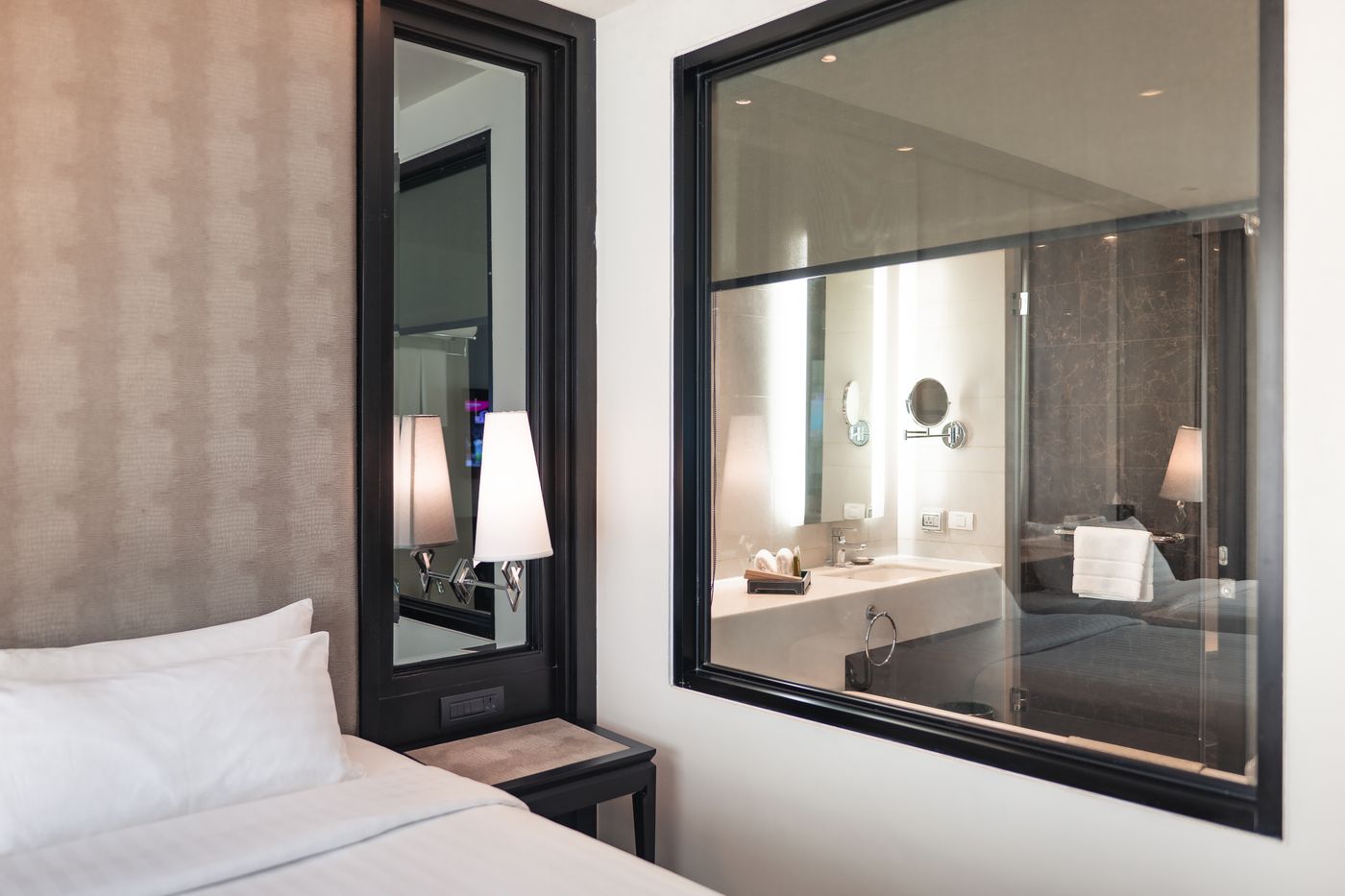 Movenpick-Hotel-Sukhumvit-15-Bangkok-Room-42