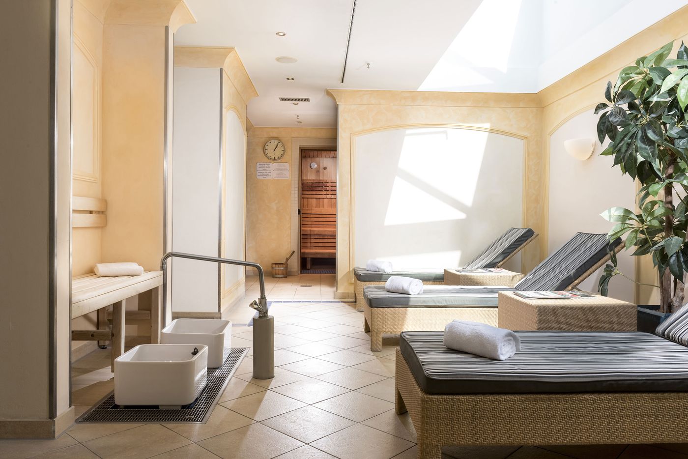 JW-Marriott-Hotel-Berlin-Sports-and-Entertainment-78