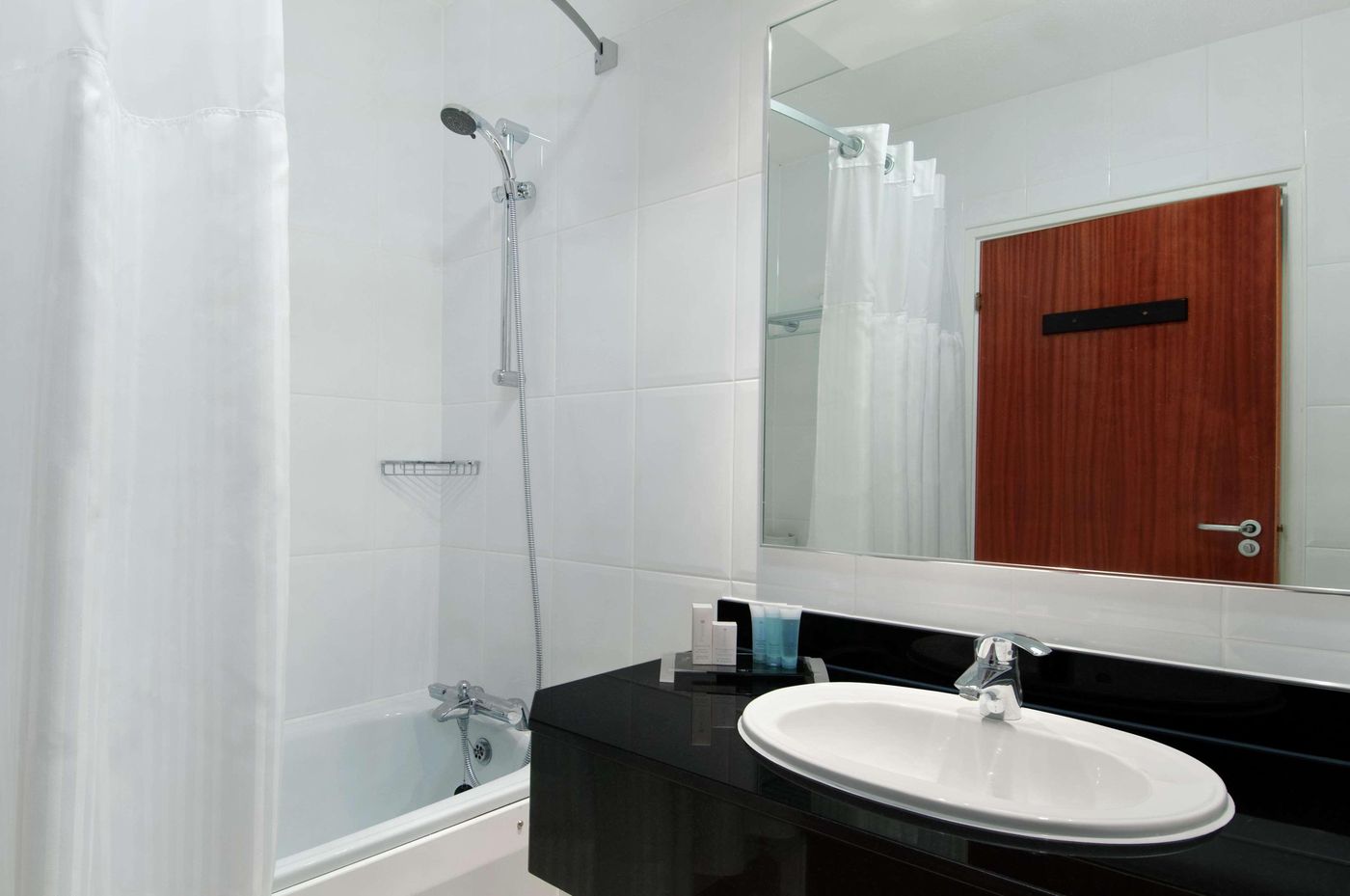 Doubletree by Hilton Bristol North-United Kingdom-BRISTOL-Room-9