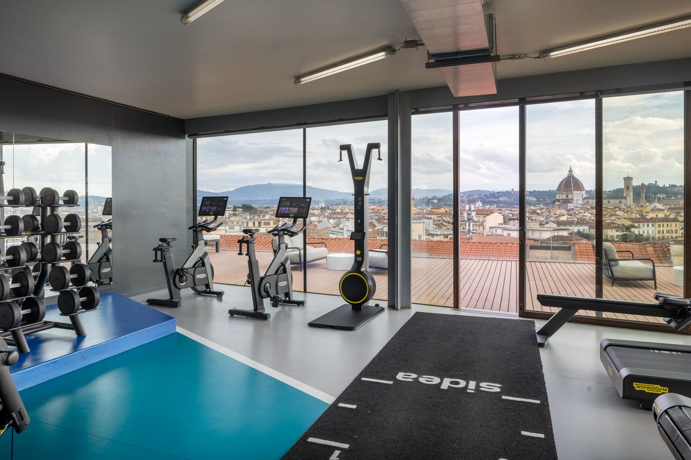 The-Social-Hub-Florence-Lavagnini-Sports-and-Entertainment-66