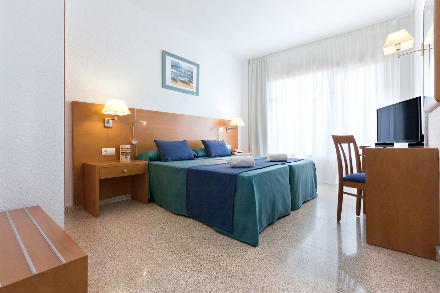 AzuLine-Hotel-S-Anfora---Fleming---Adults-Only-Room-11