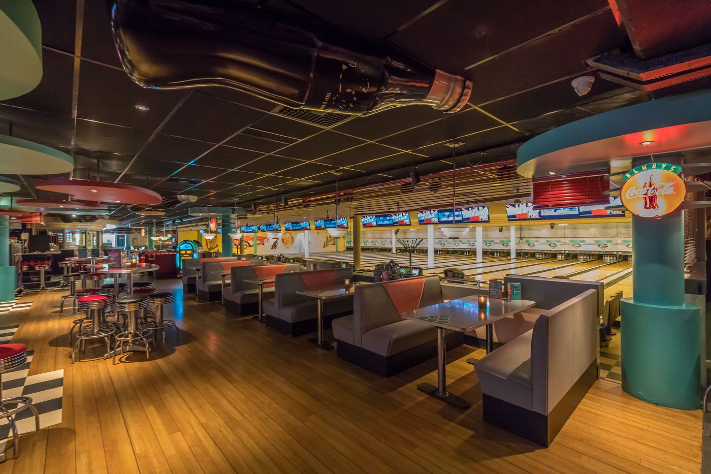 Courtyard-Amsterdam-Airport-Sports-and-Entertainment-75