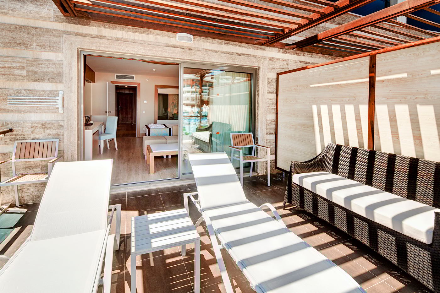 Tui Magic Life Jacaranda