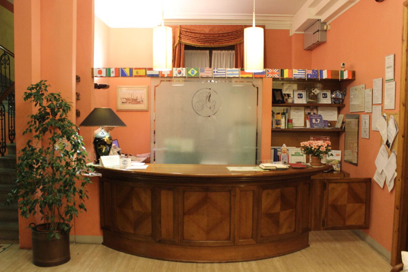 Hotel-Savoia---Campana-Lobby-6