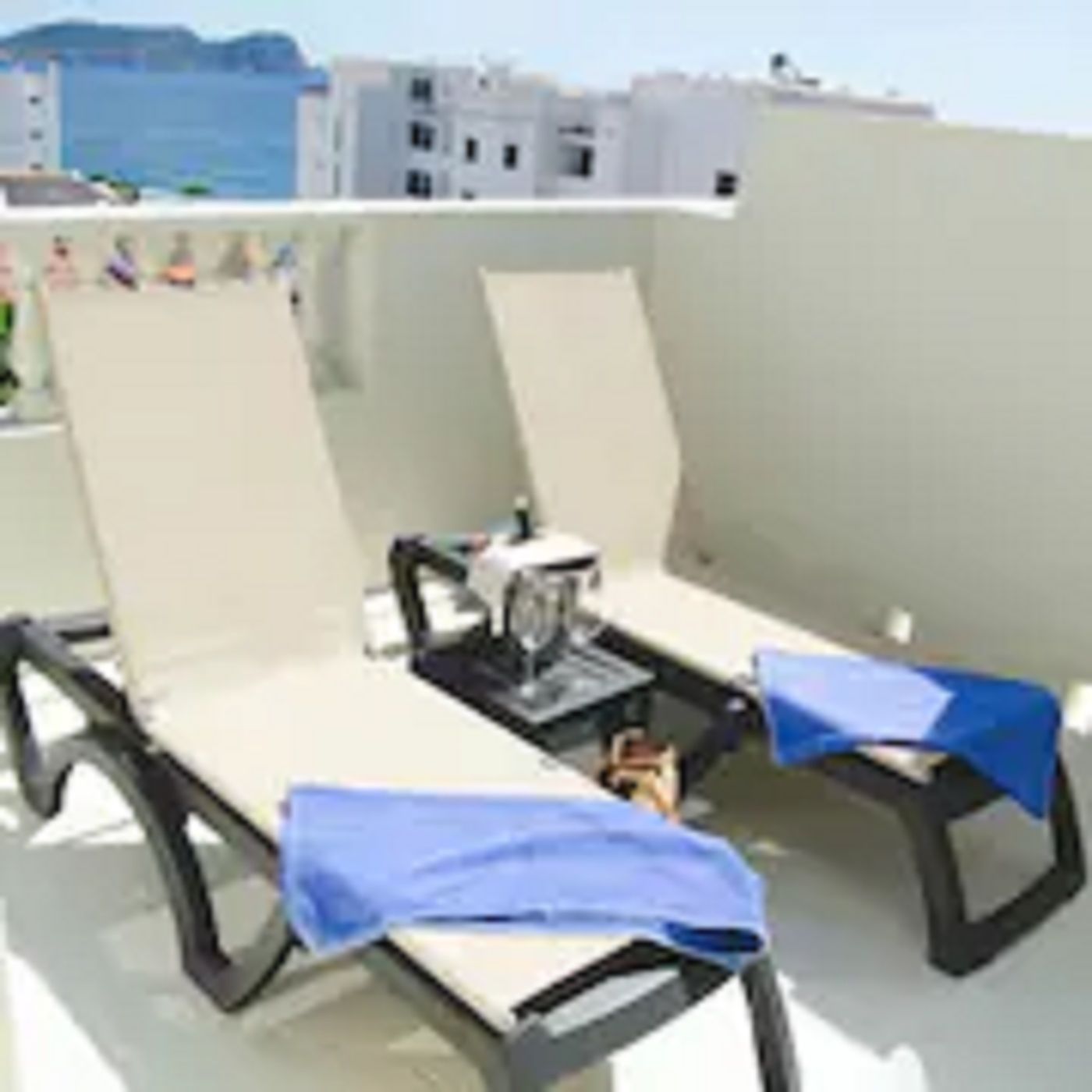 Paraiso-Beach-by-LLUM-ONLY-ADULTS-Beach-32