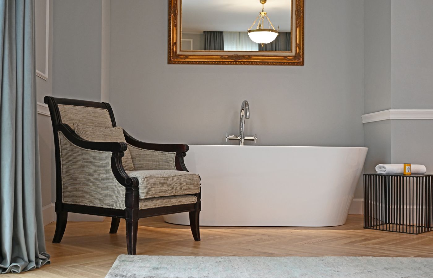 Grand-Hotel-et-des-Palmes-Room-34