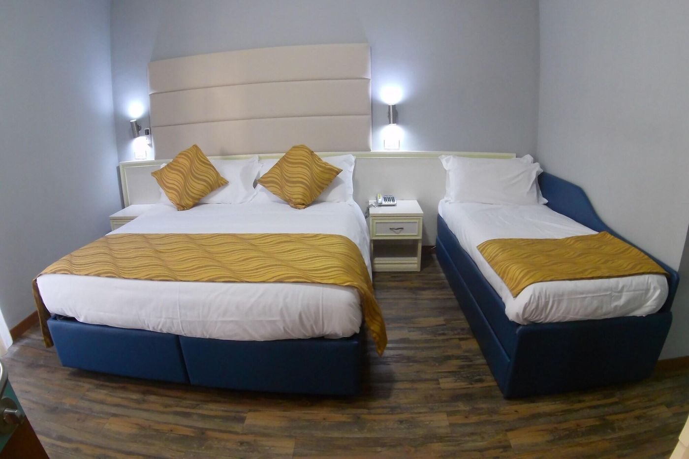 Hotel-Gran-Sasso-Room-15