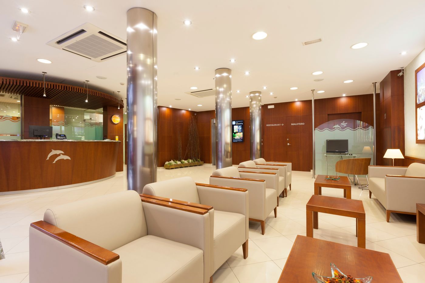 Hotel-Delfin-Lobby-53