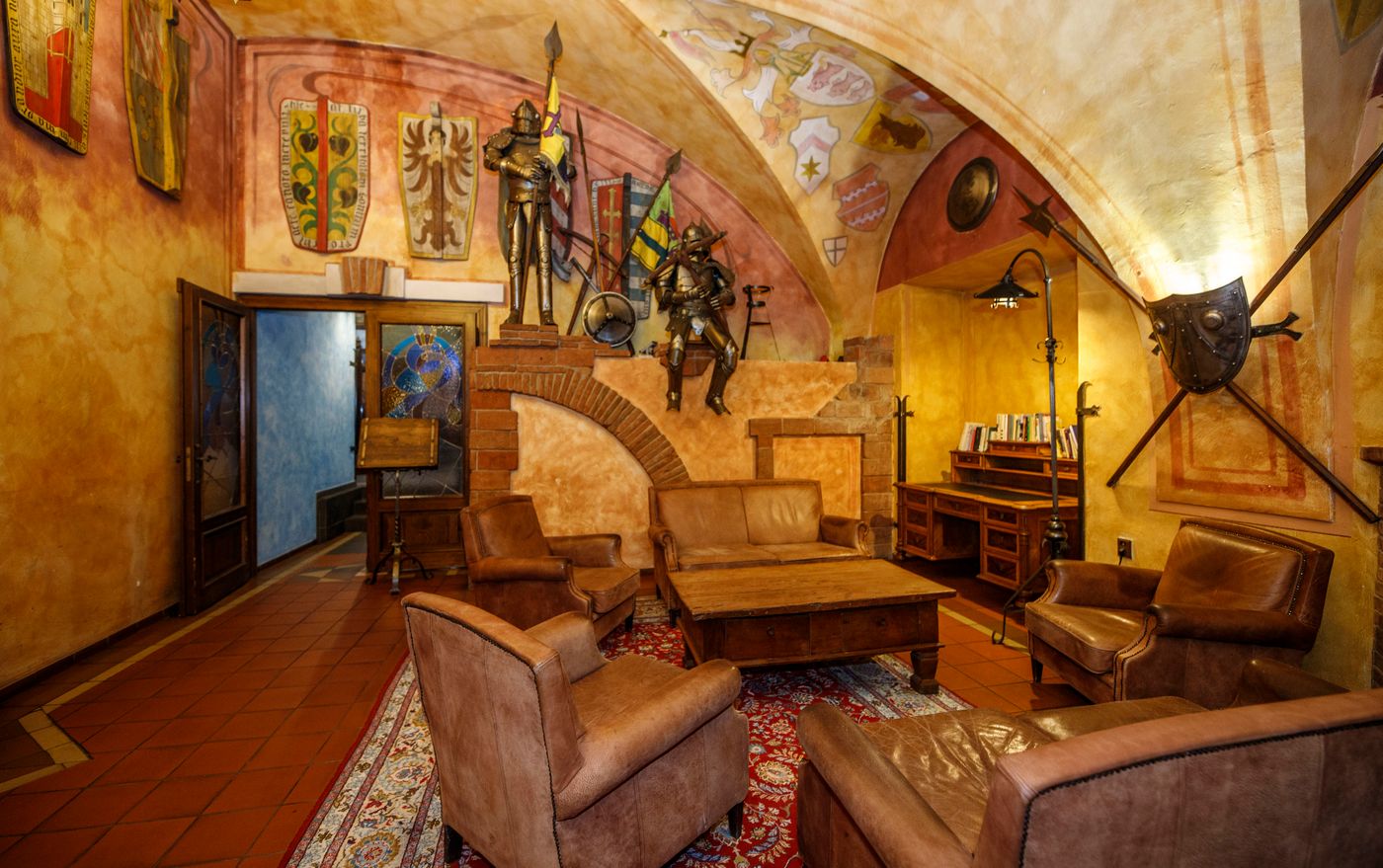 Pytloun-Old-Armoury-Hotel-Prague-Lobby-7