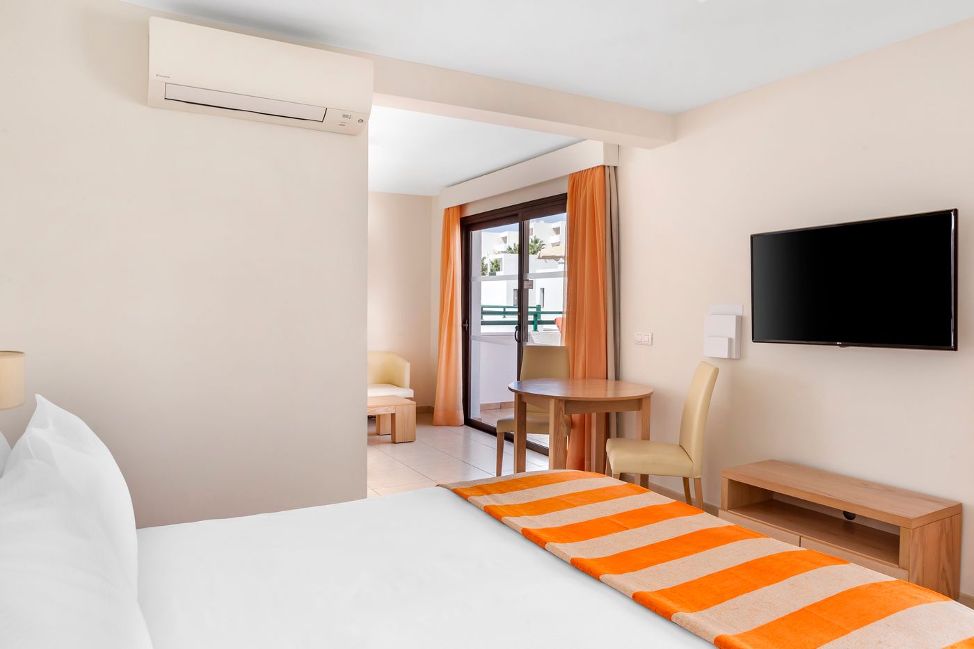 Sunset-Bay-Club-Room-22