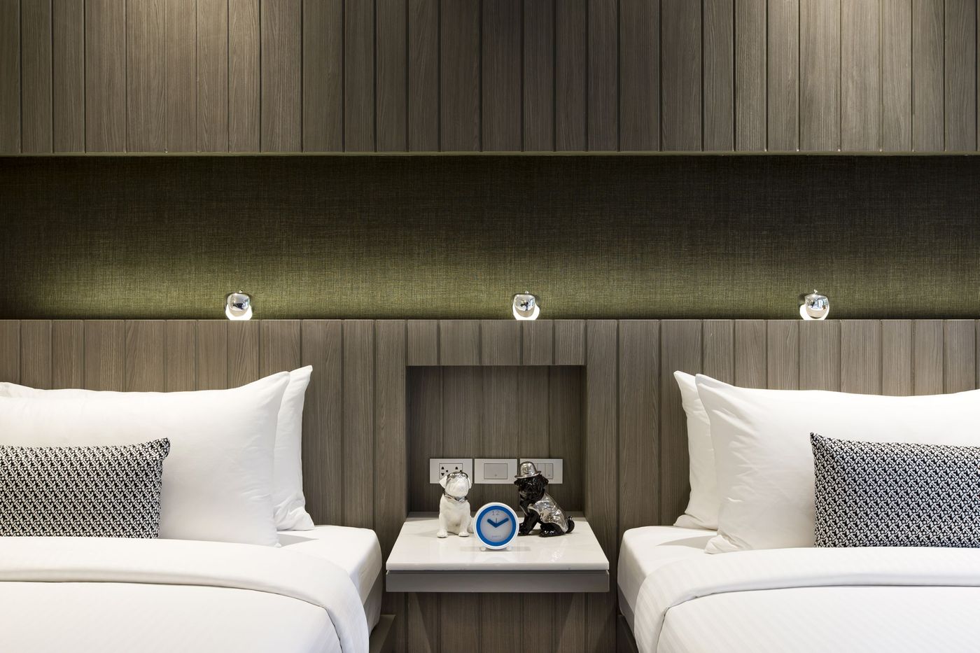 Hotel-IKON-Phuket-Room-16