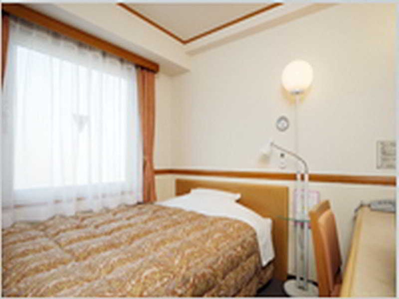 Toyoko Inn Tokyo Nihon-Bashi-Japan-CHUO-KU-Room-9