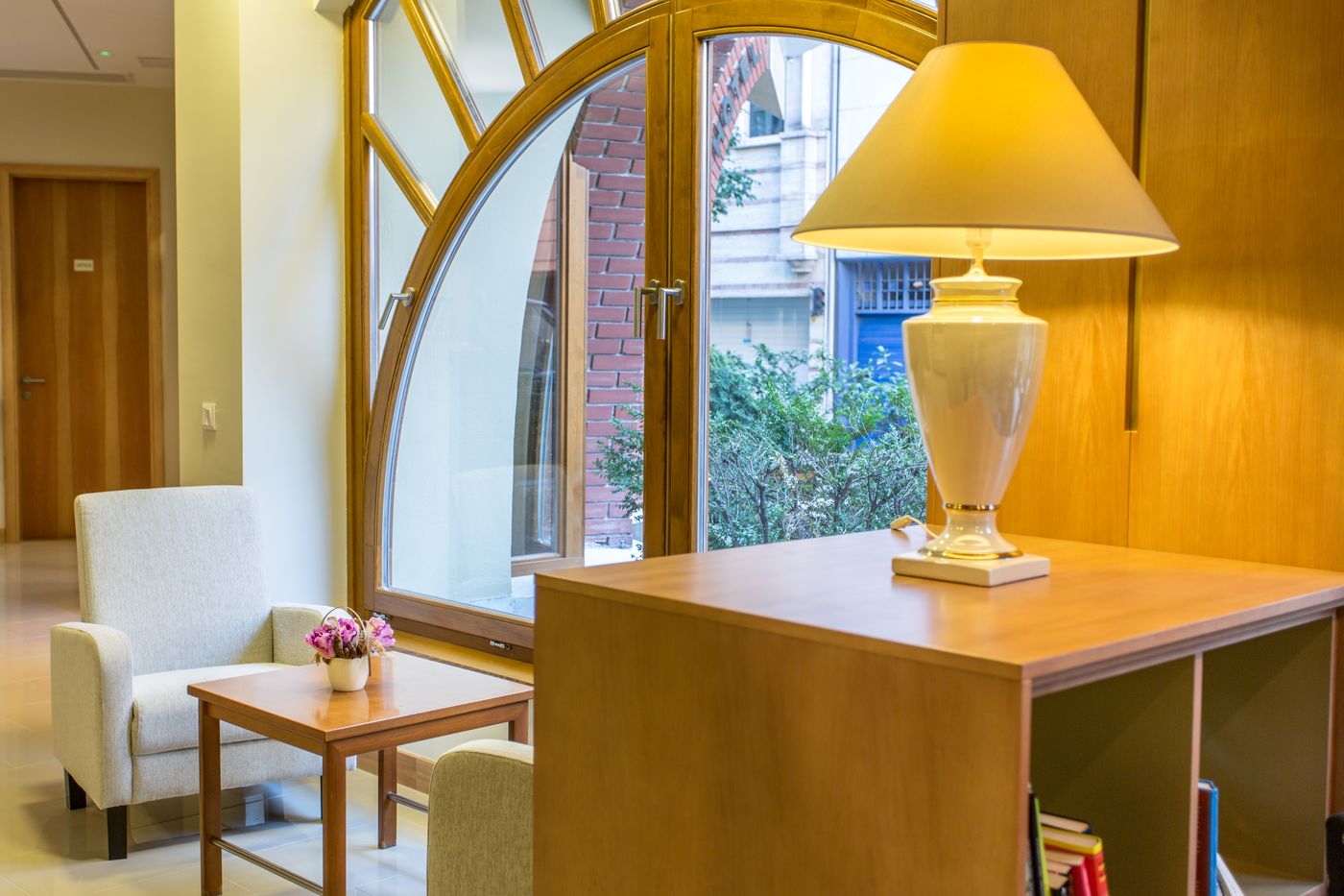 Corvin-Hotel-Budapest-Sissi-wing-Lobby-5