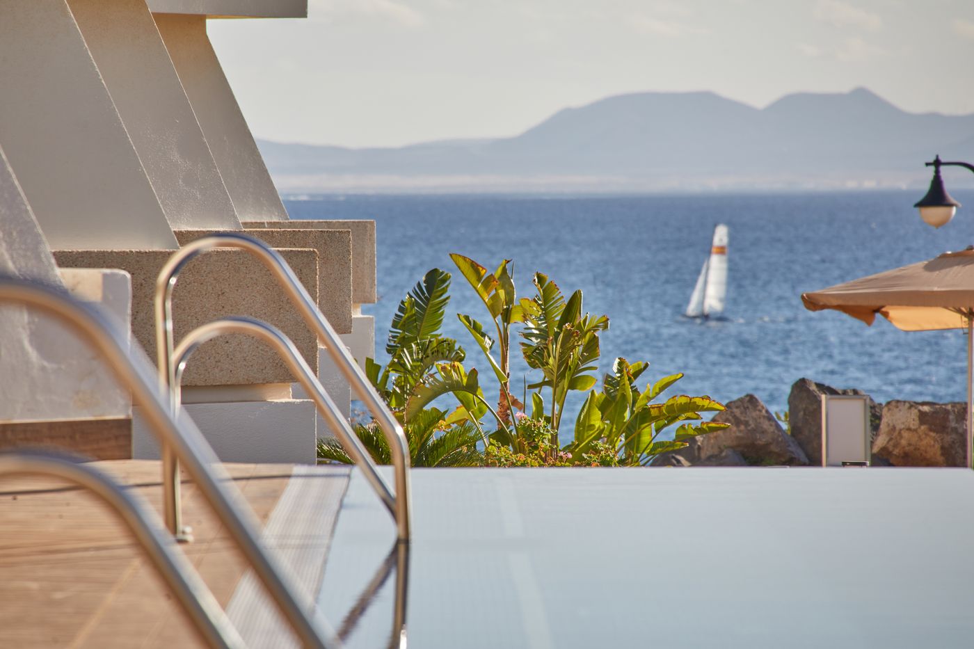 Dreams-Lanzarote-Playa-Dorada-Resort---Spa-Pool-75