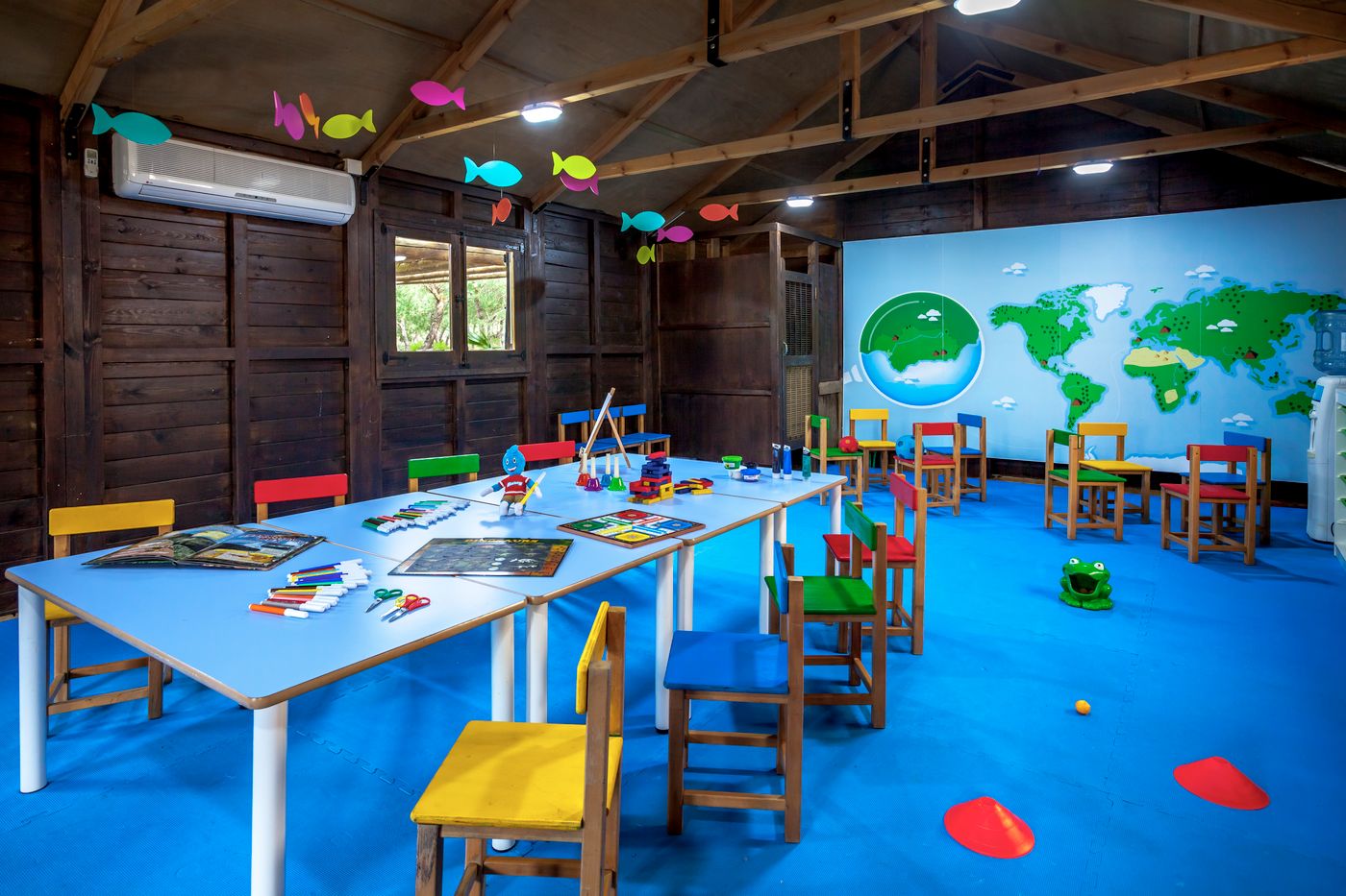 Barcelo-Punta-Umbr----a-Mar-Sports-and-Entertainment-68