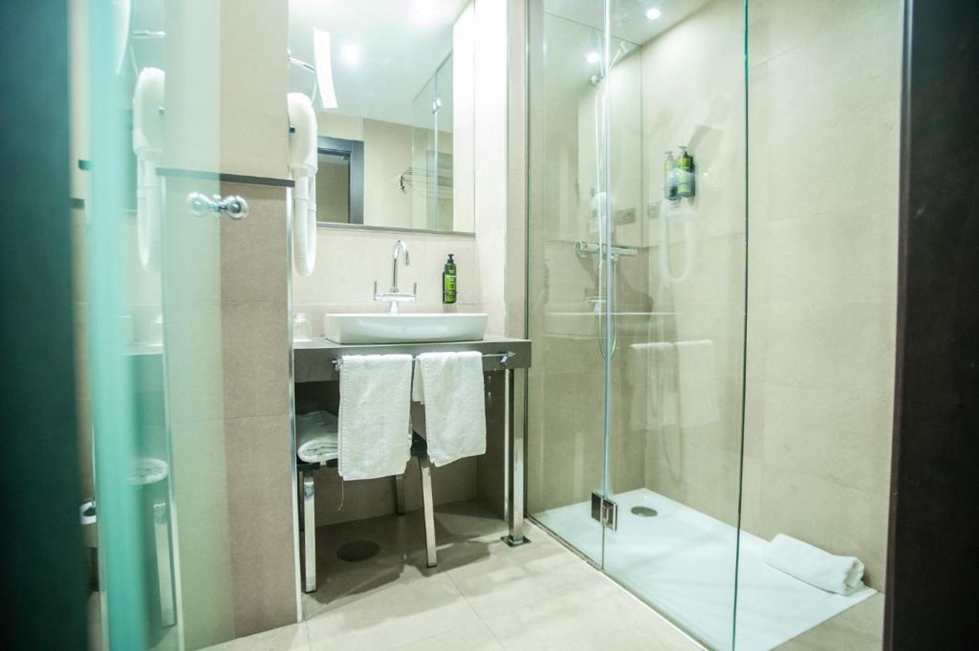 Azz Langrehotel & Spa-Spain-Langreo-Principado de Asturias-Room-7