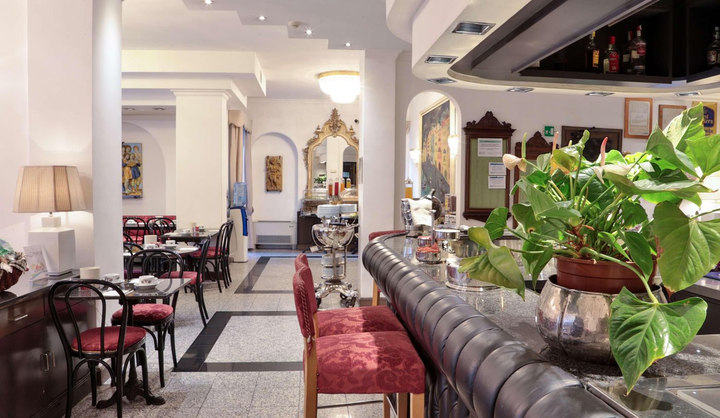 BEST-WESTERN-Hotel-Rivoli-Restaurant-7