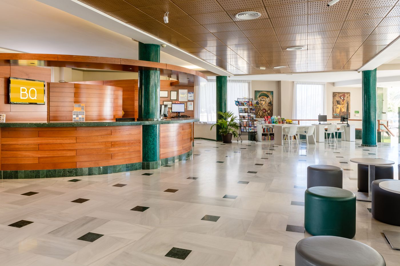 BQ-Andalucia-Beach-Lobby-27