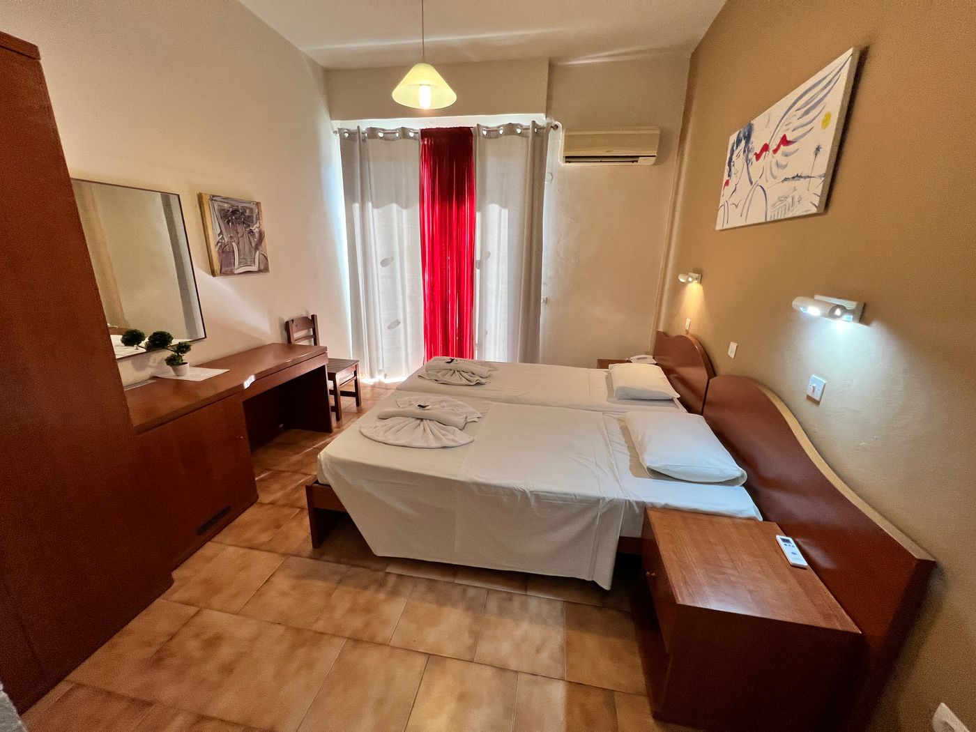 Golden-Days-Aparthotel-Room-14