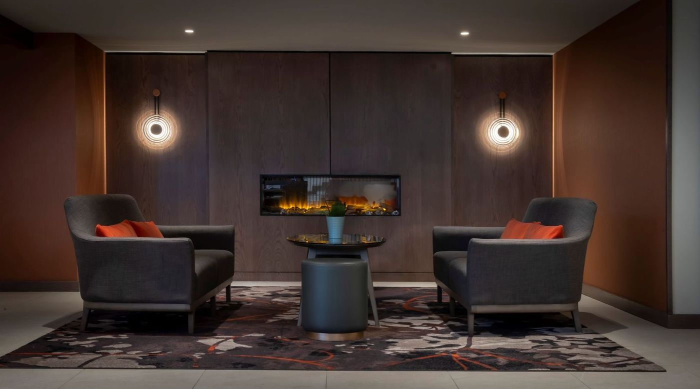 Clayton-Hotel-Cardiff-Lane-Lobby-22