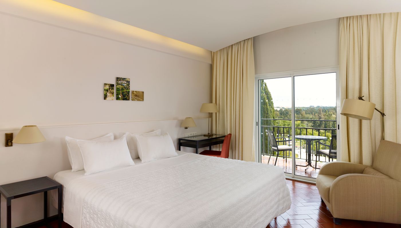 Le-Meridien-Penina-Golf---Resort-Room-31