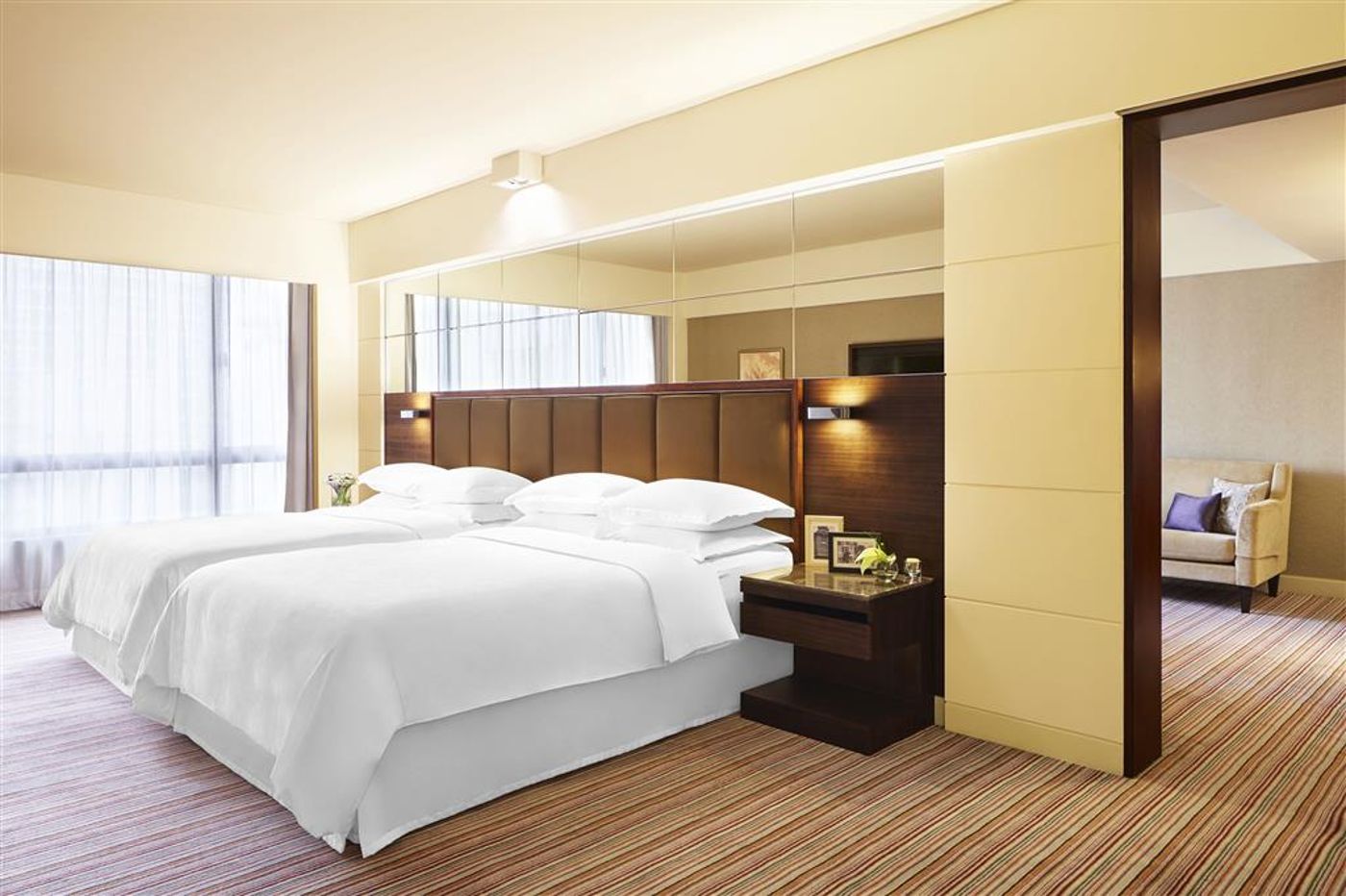 Sheraton-Hong-Kong-Hotel---Towers-General-view-44